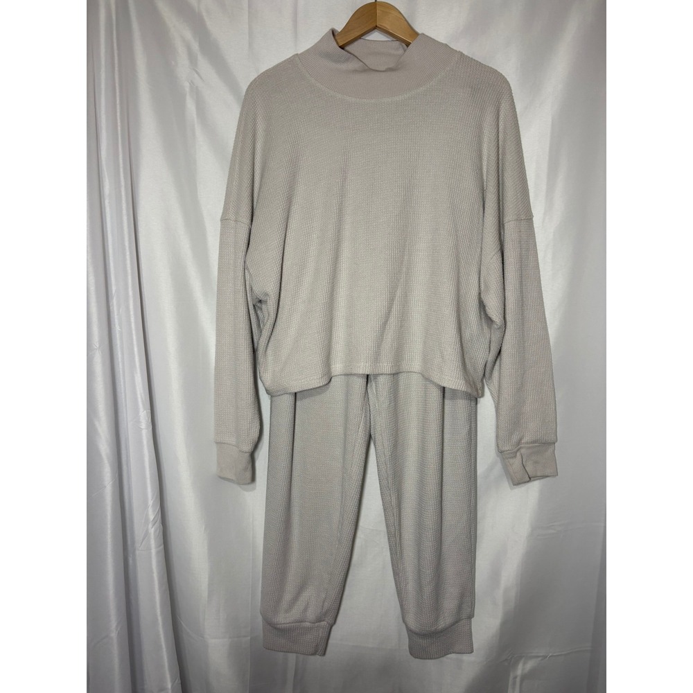 Abercrombie & Fitch Lounge Collection Waffle Knit Set Beige Mock Neck Joggers